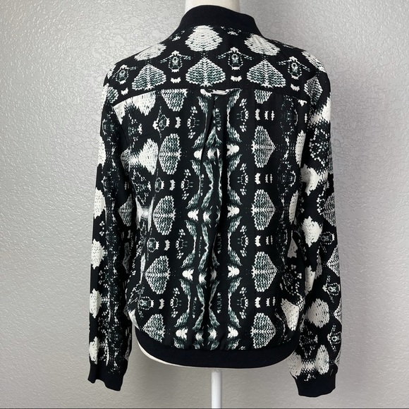 W118 by Walter Baker Snakeskin Print Bomber Jacket Sz M - Picture 3 of 8